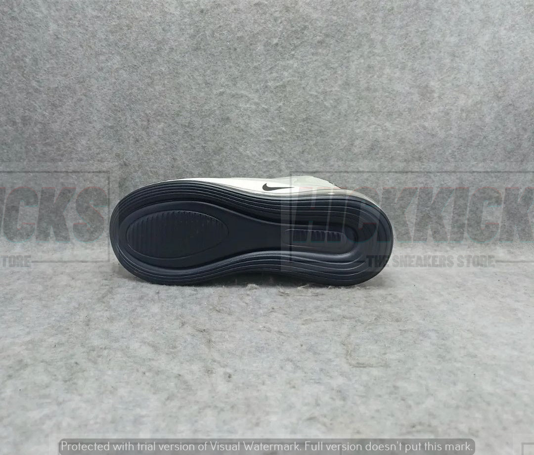 Nike Air Max 720 Grey